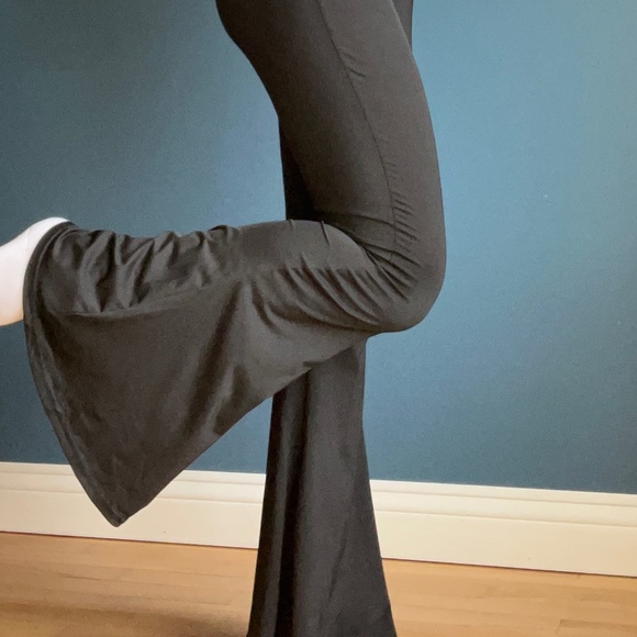 Flared leggings - Picture 3 of 6